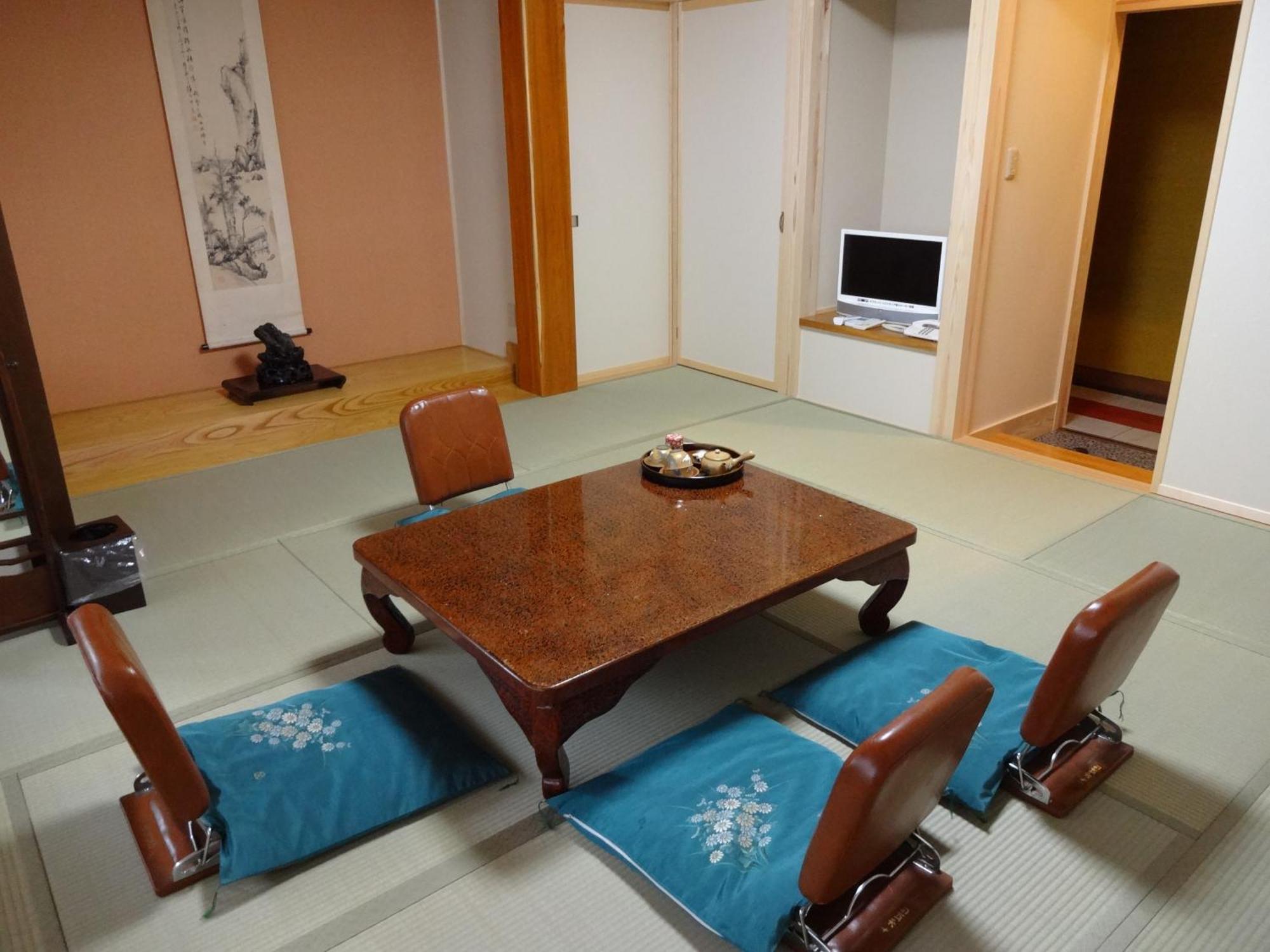 Chuokan Shimizuya Ryokan Nagano Habitación foto