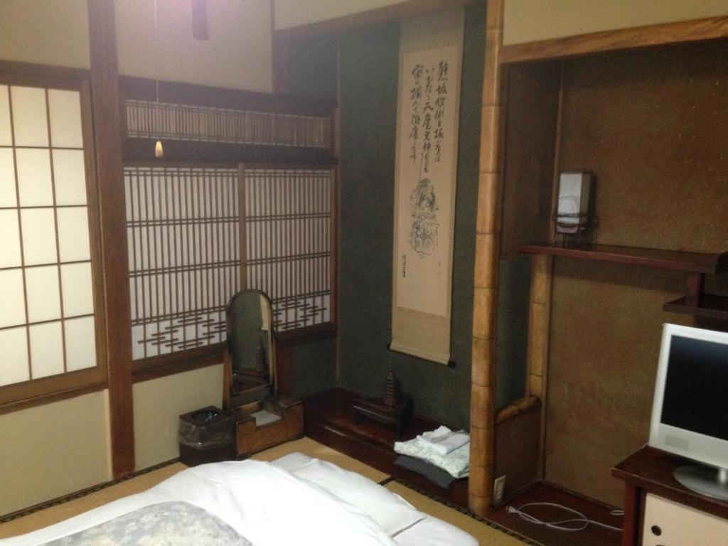 Chuokan Shimizuya Ryokan Nagano Habitación foto